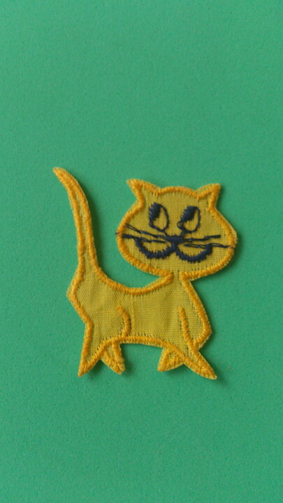 Gul kattapplikation (40 x 50 mm)