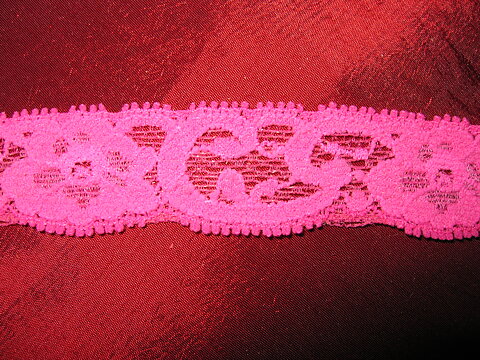 Rosa stretchspets 23 mm