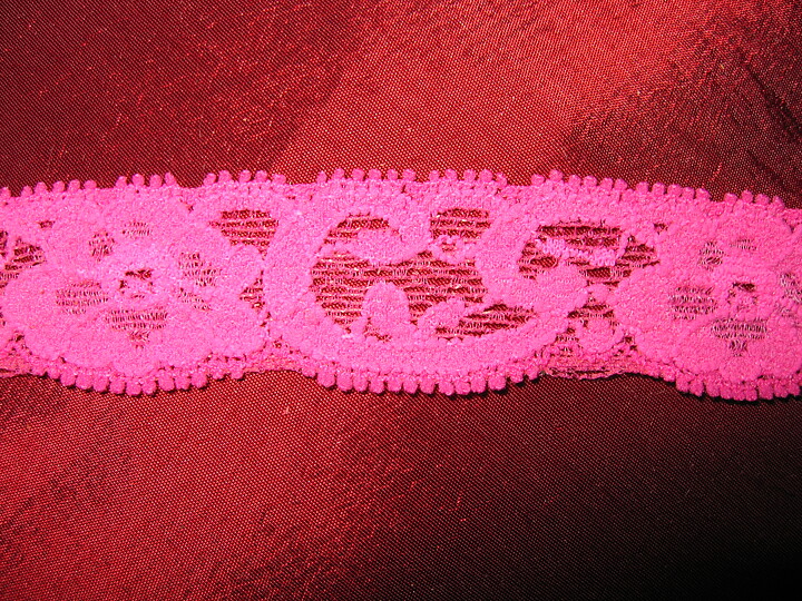 Rosa stretchspets 23 mm