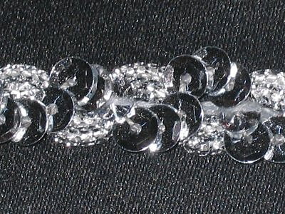 Silverfärgat paljettband 12 mm