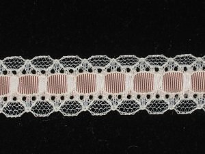 Brun-beige spets 17 mm