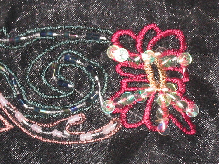 Svart organza med broderi och pärlor 65 mm