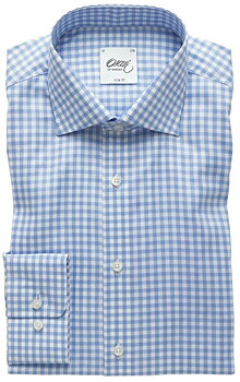 Ljusblå rutig skjorta i Slim fit (Oscar of Sweden) (finns i strl 43)