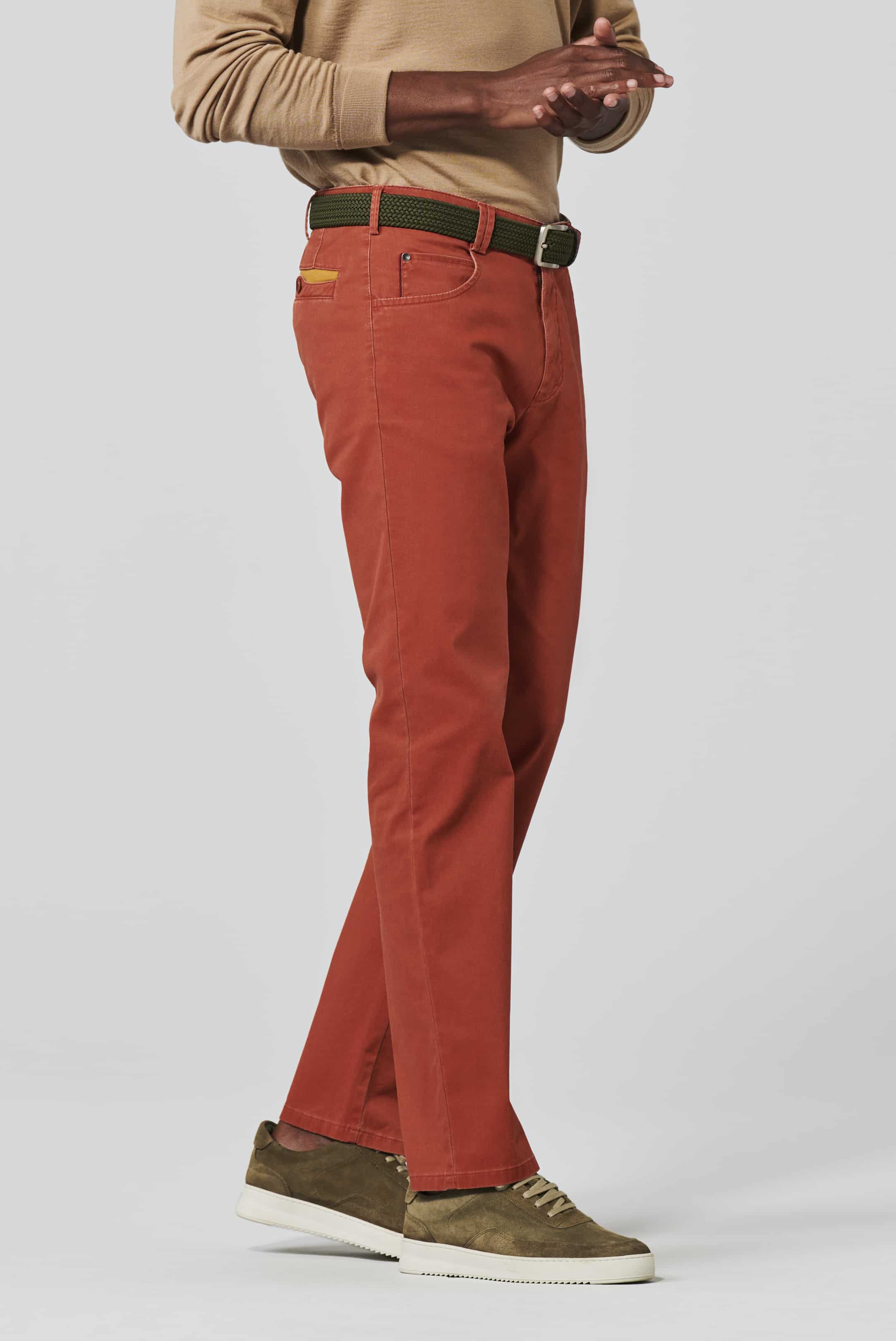 Röd (amber)  jeanshybrid i Casual Two-Tone och normal passform (Meyer / Diego) (finns i strl 110)