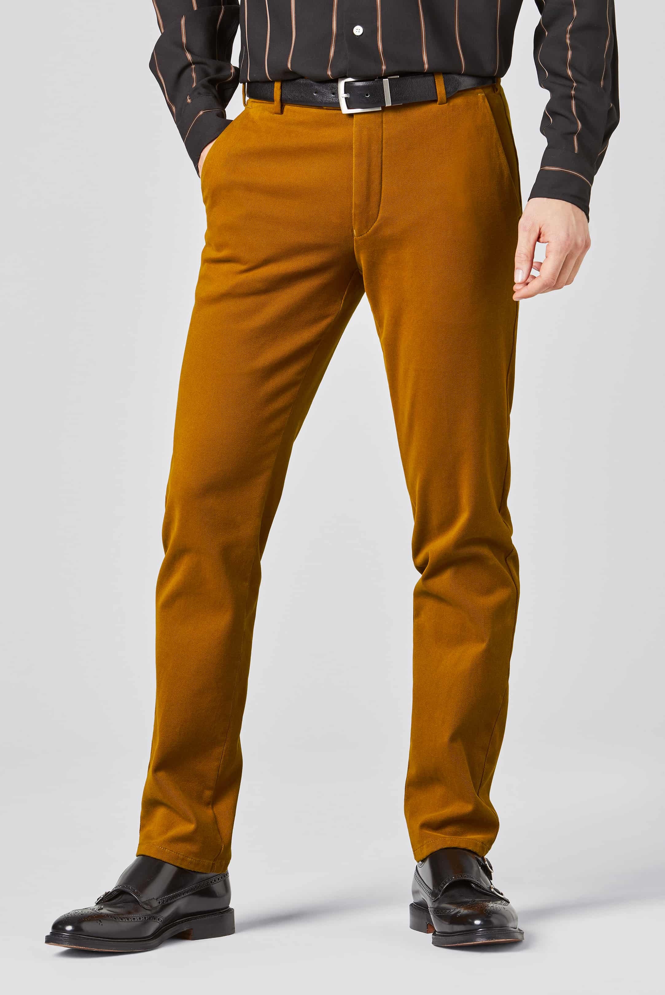 Bruna (cognac) chinos i Luxury Twill, och modern passform (Meyer / Bonn) (finns i strl 28)