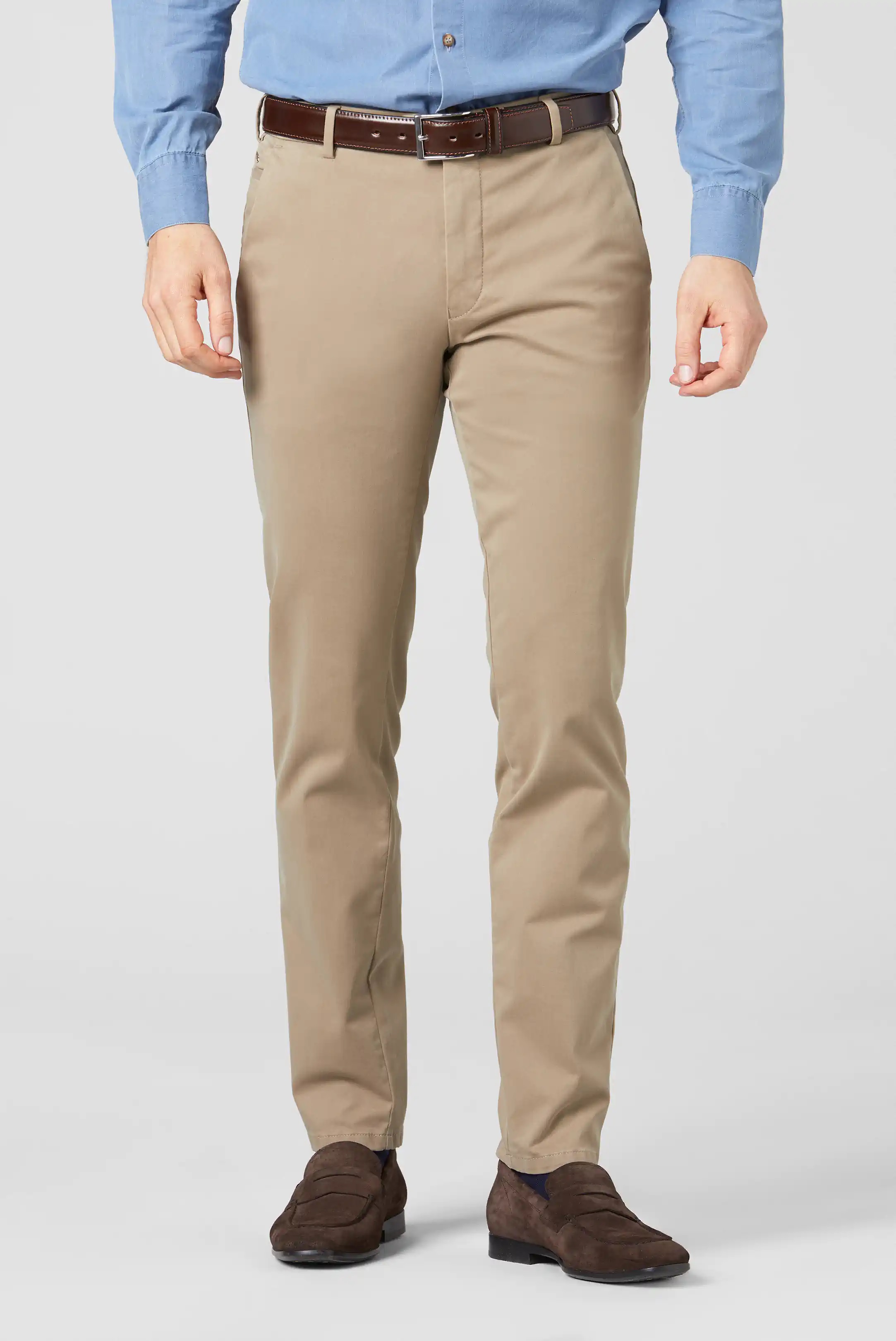 Beige chinos i Pima Satin och smal passform (Meyer / Tokyo)