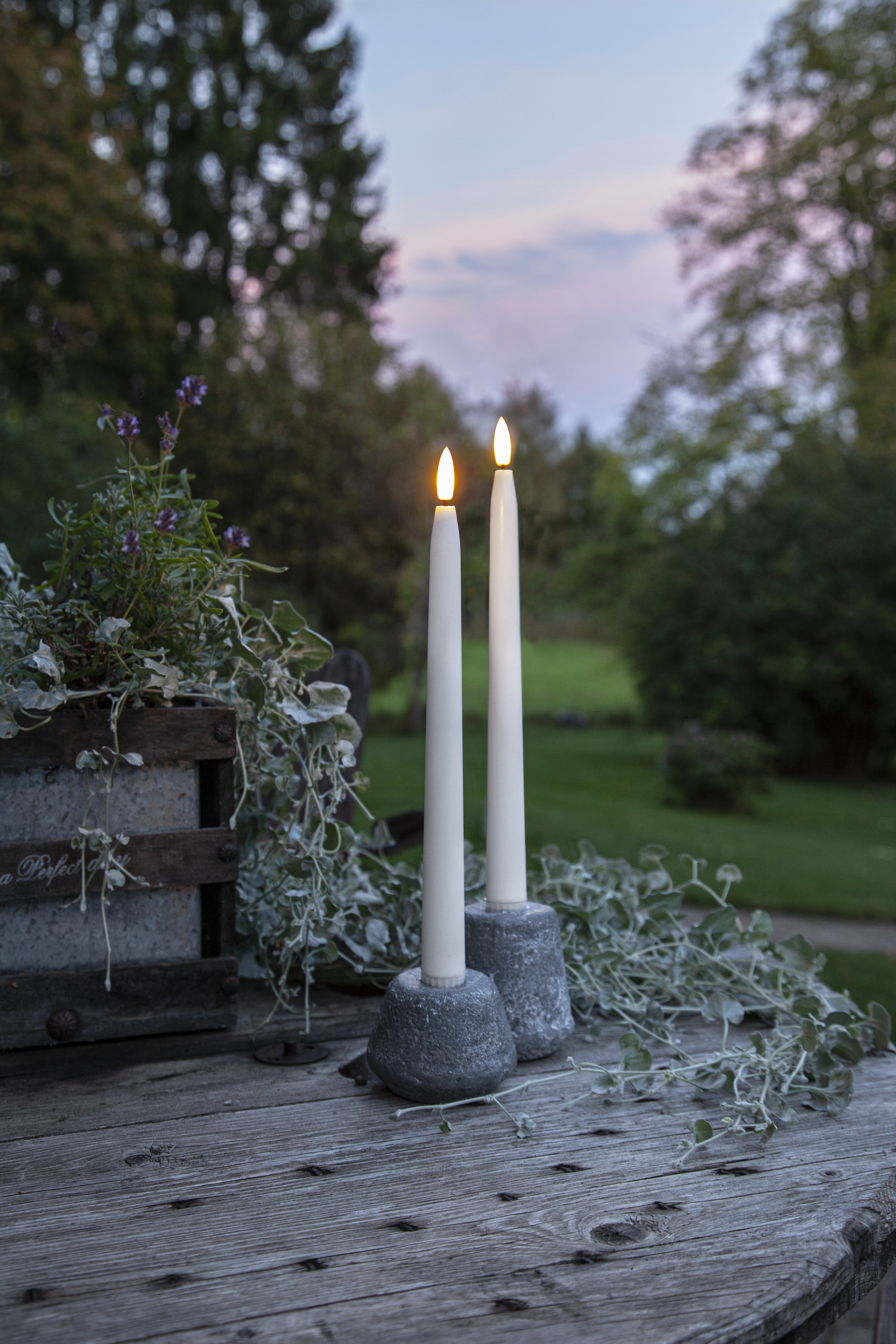 LED Smala - Kronljus - Antikljus - Batteriljus + Fjärrkontroll - 2-pack - 28 cm - Utomhus - 3