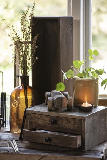 Glass bottle - Apothecary bottle - Brown - Emblem - 23 cm - 6