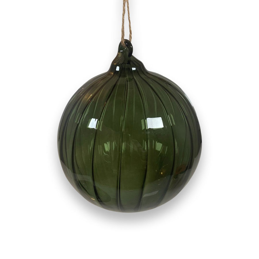 Hanging Christmas bauble - Glass bauble - Christmas tree bauble - Ornament - Glass - Green - Patterned - 10x11 cm