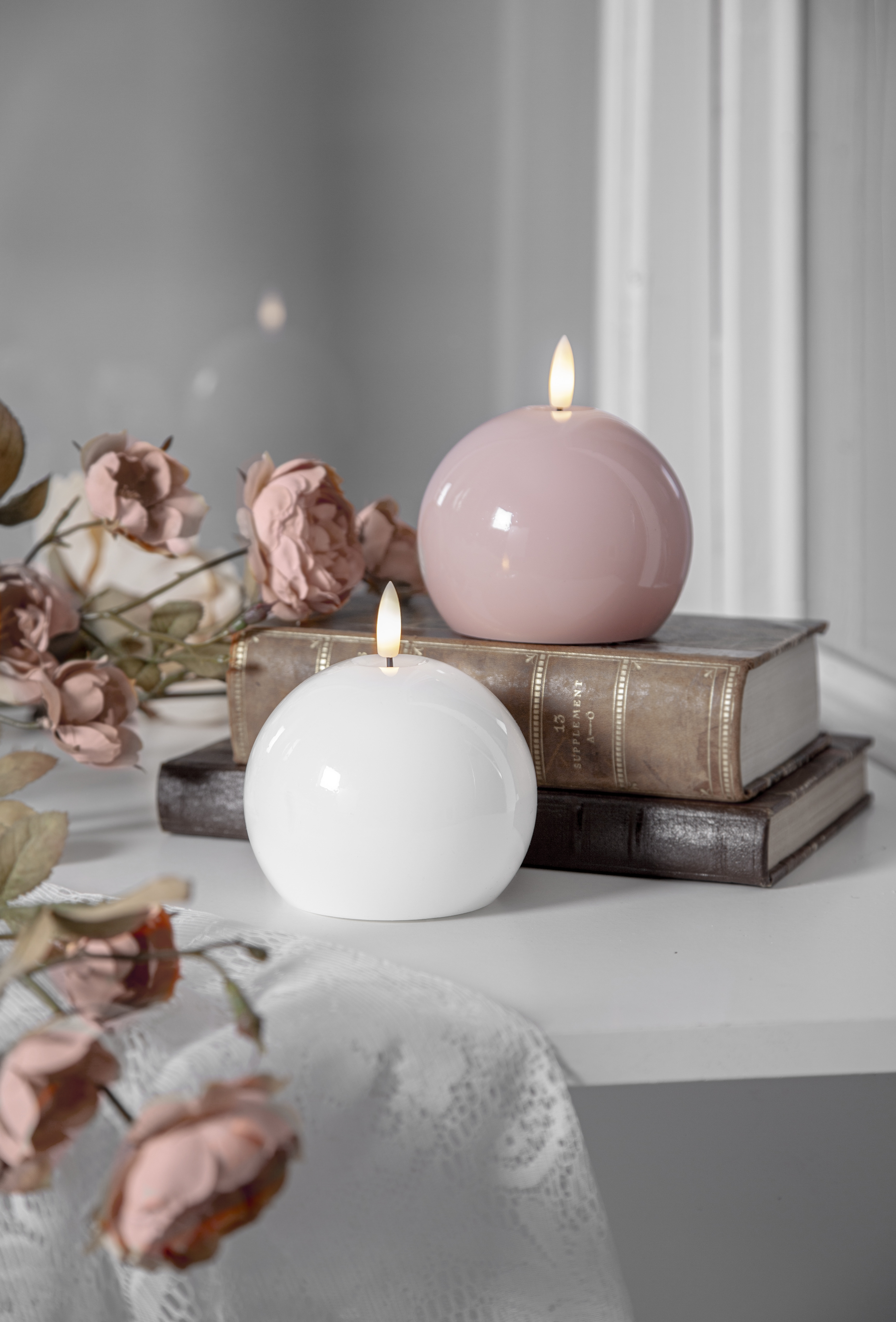 Battery-powered candle - Round - White Glossy - 4