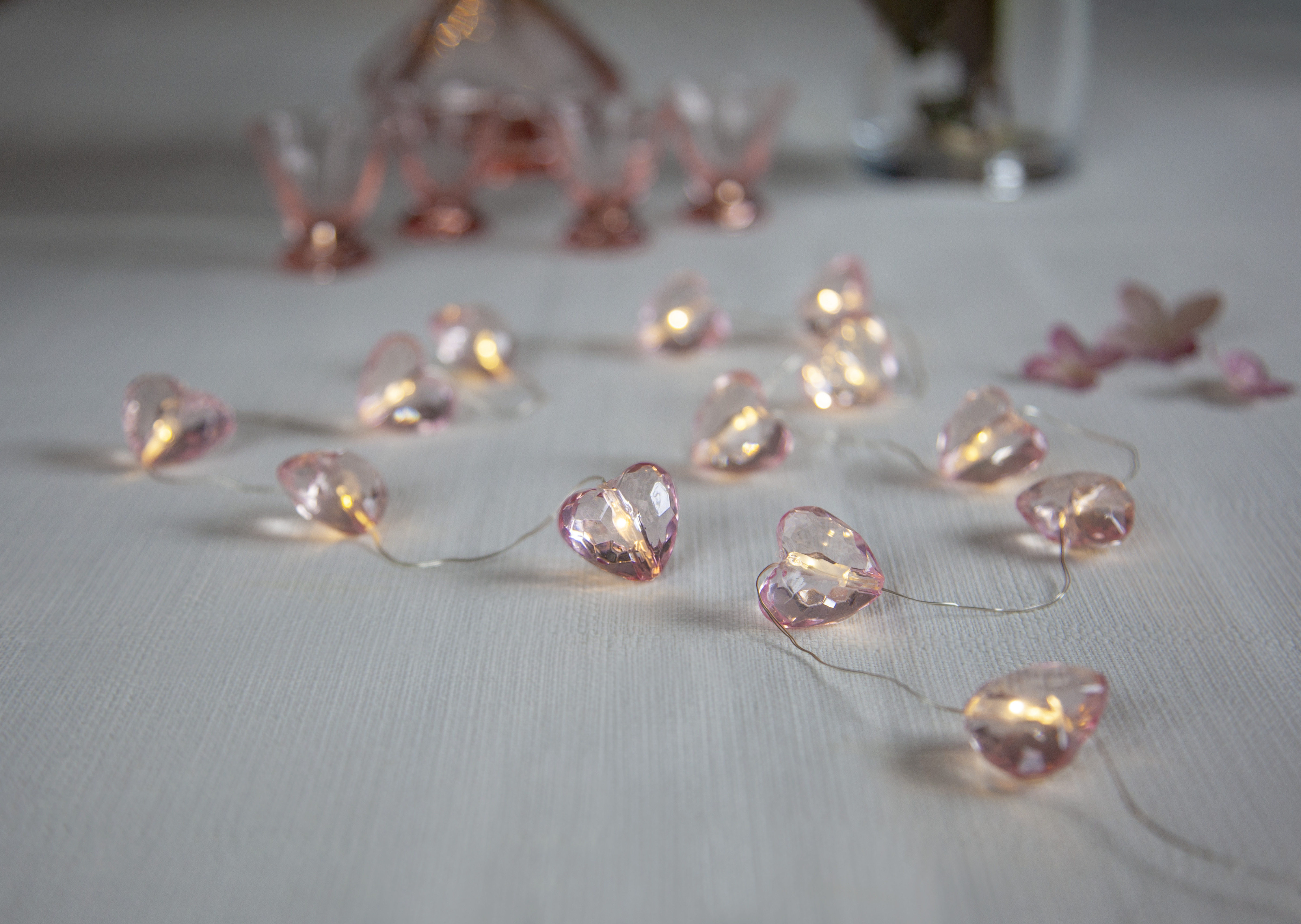 Battery-powered string lights with faceted hearts - Timer - 165 cm - 5