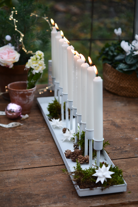 Ljusstake - Bordsljusstake för 10 ljus - 60 cm - Vit - Prissänkt - 9