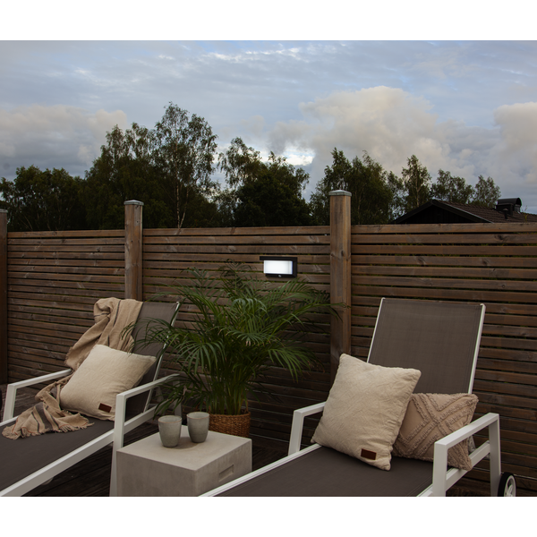Solar spotlight for wall mounting - 20x12x9 cm - 6