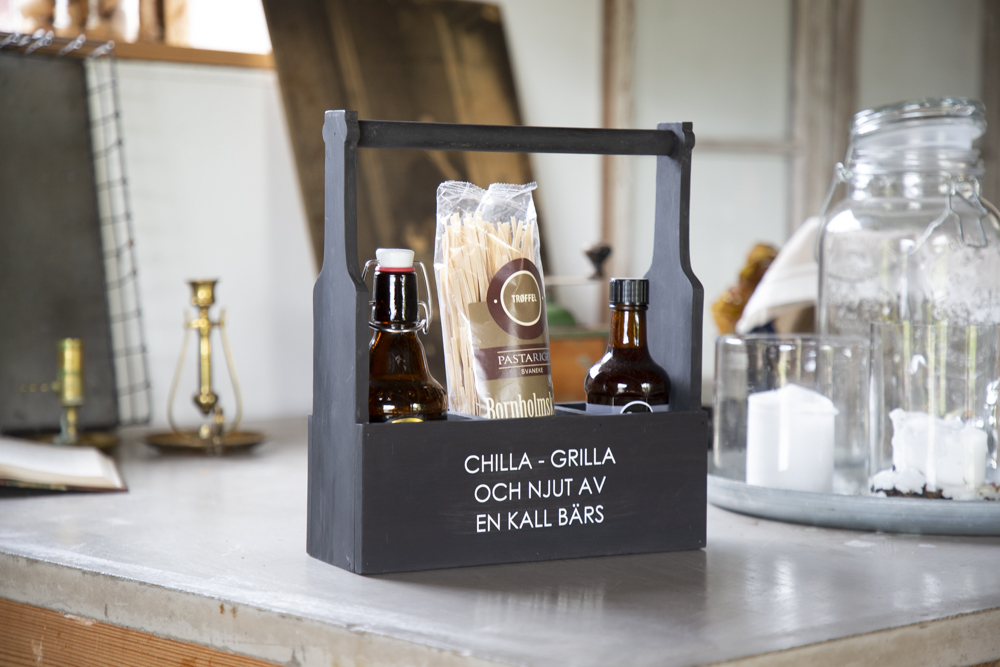 Wooden box with handle for bottles - Black - 2