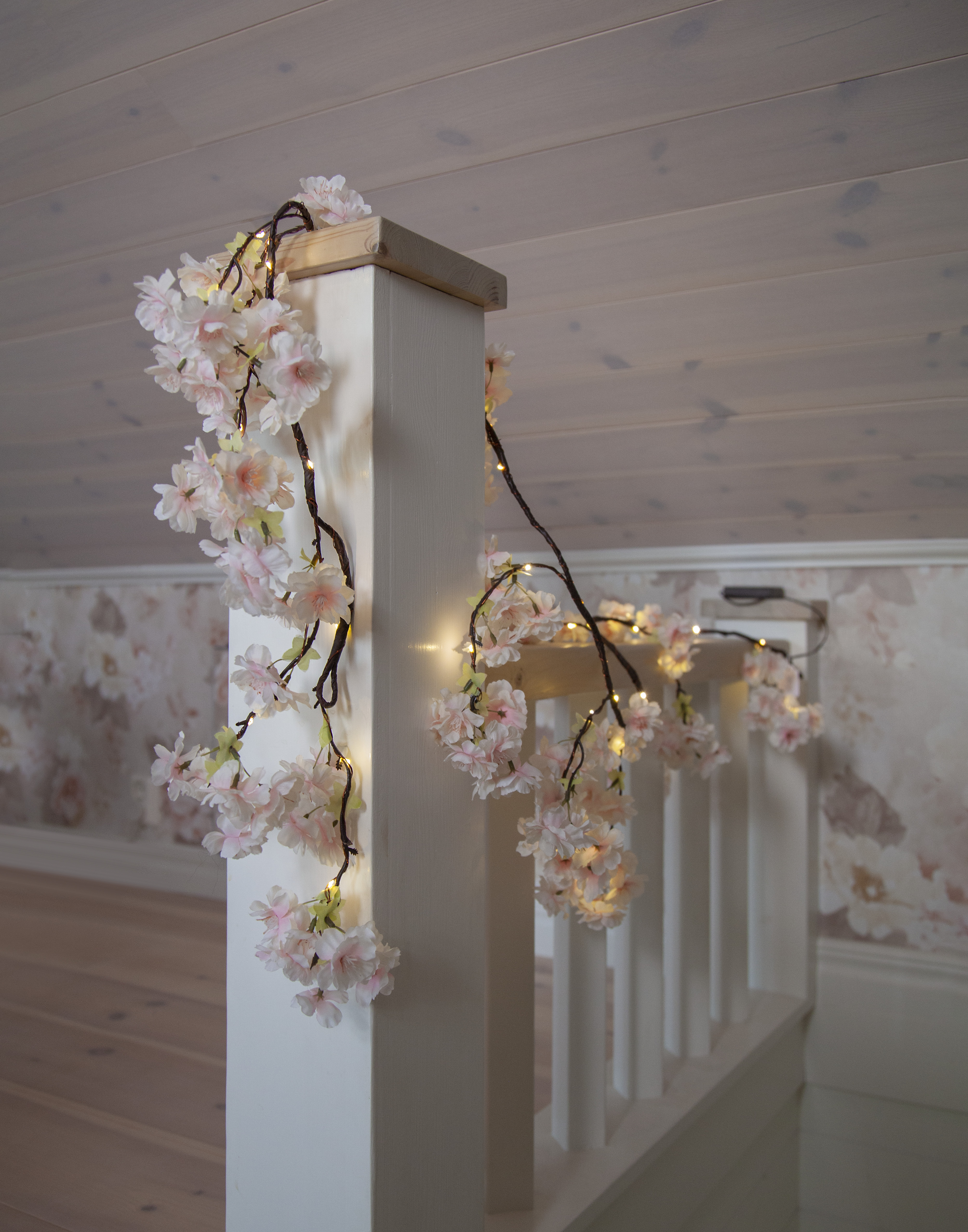 Ljusslinga - Girlang med körsbärsblommor 48 ljus 180 cm Batteridriven - 2