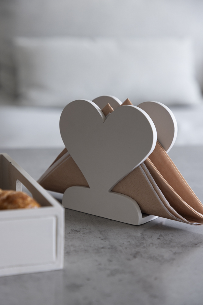 Napkin holder/Napkin stand - Heart - Sand