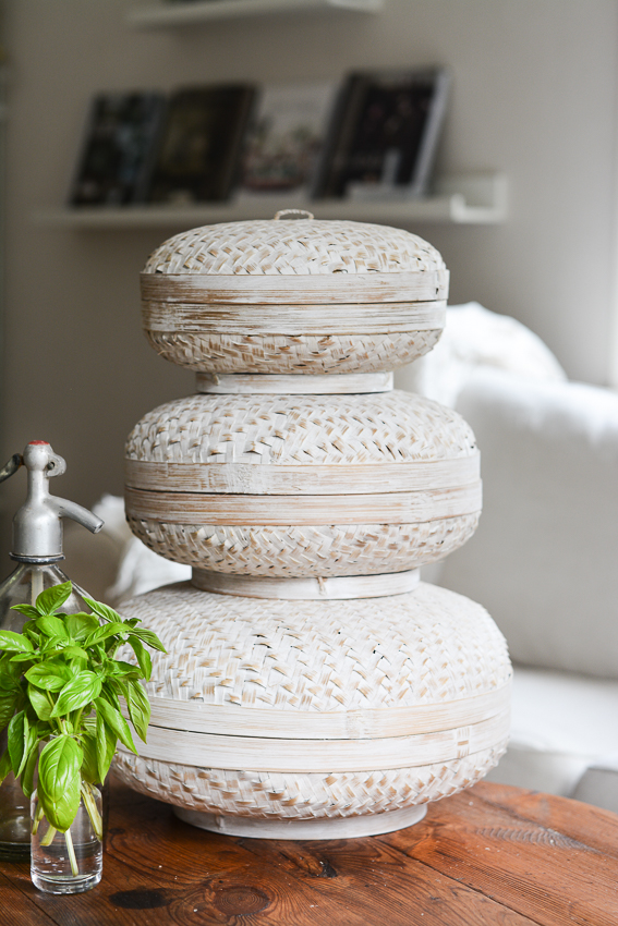 BASKET WITH LID ROUND MEDIUM - 3