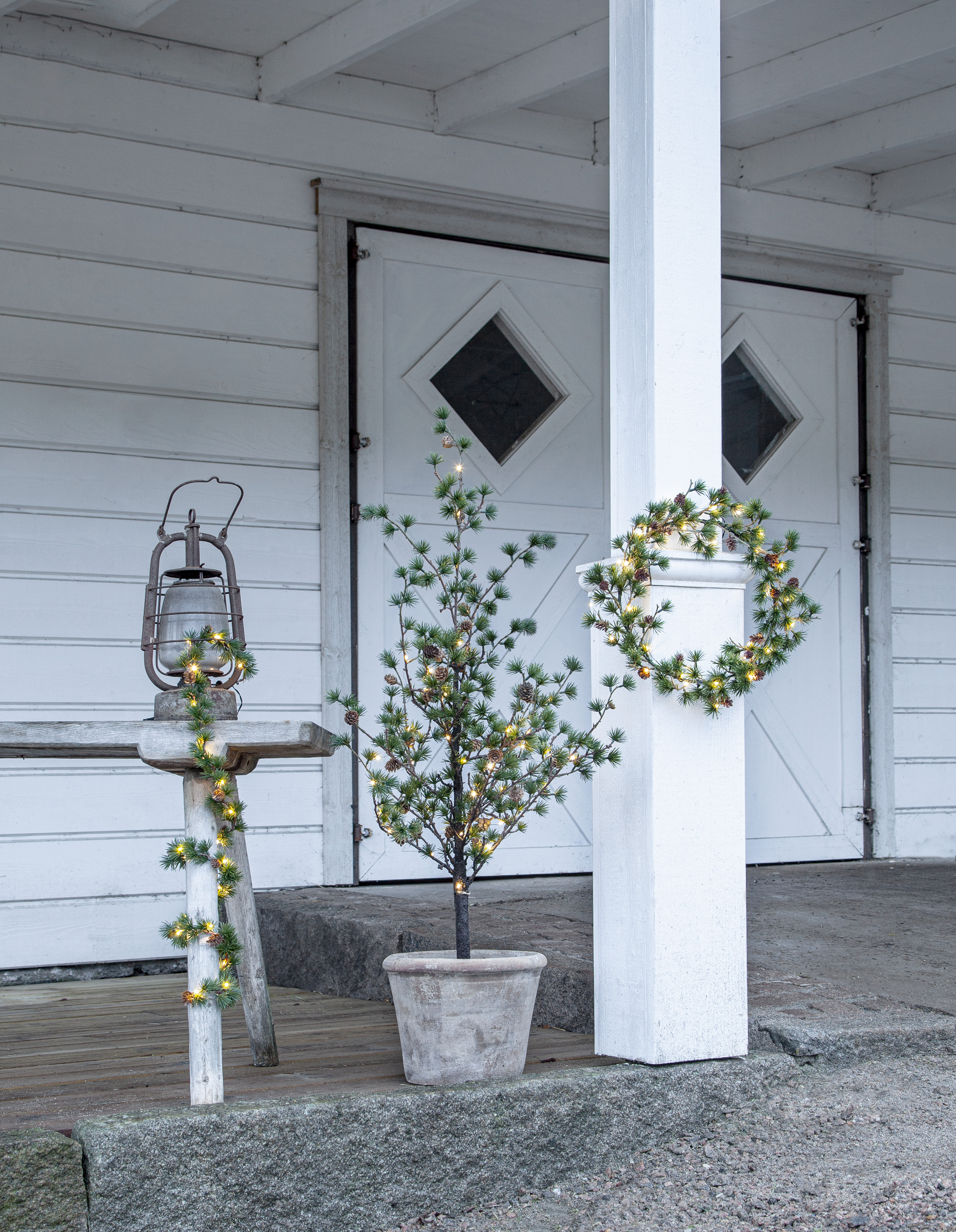 Larch tree - Decorative tree - LED - 117 cm - 7