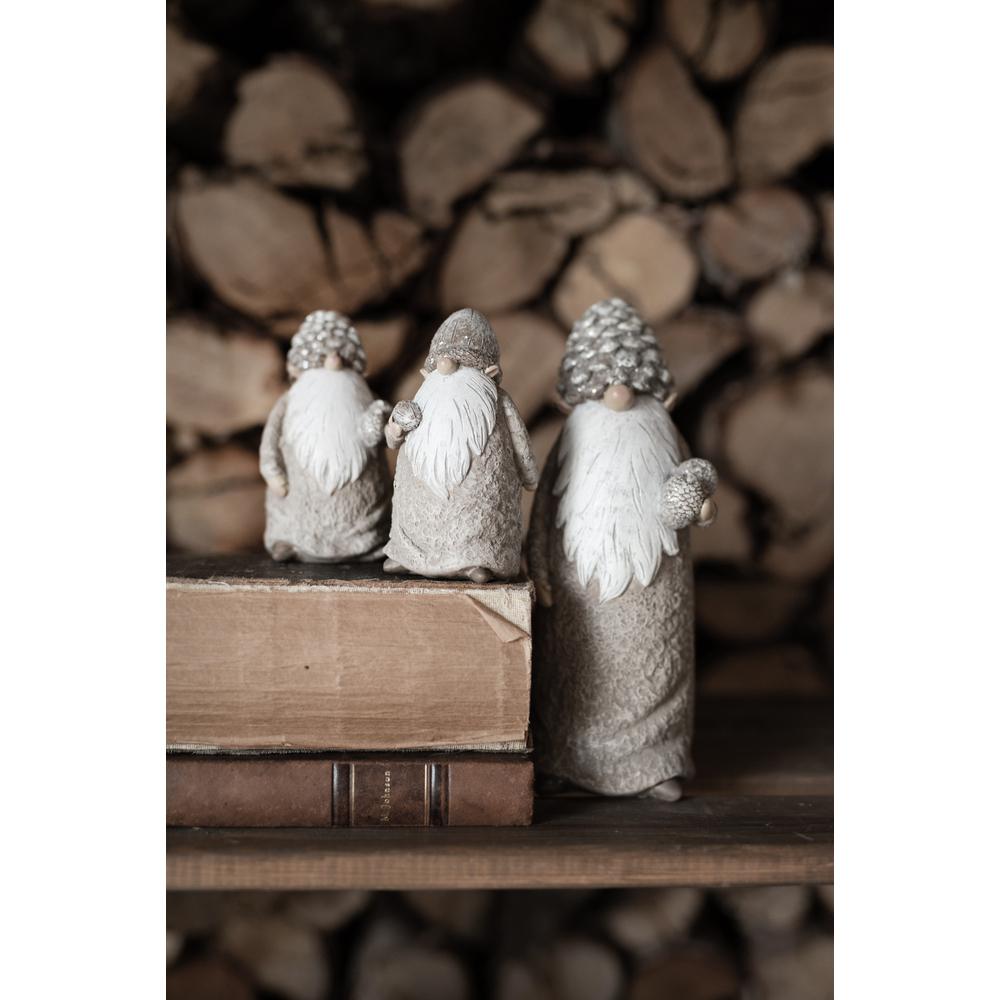 Fairy with pine cone - 6x6x19 cm - 2