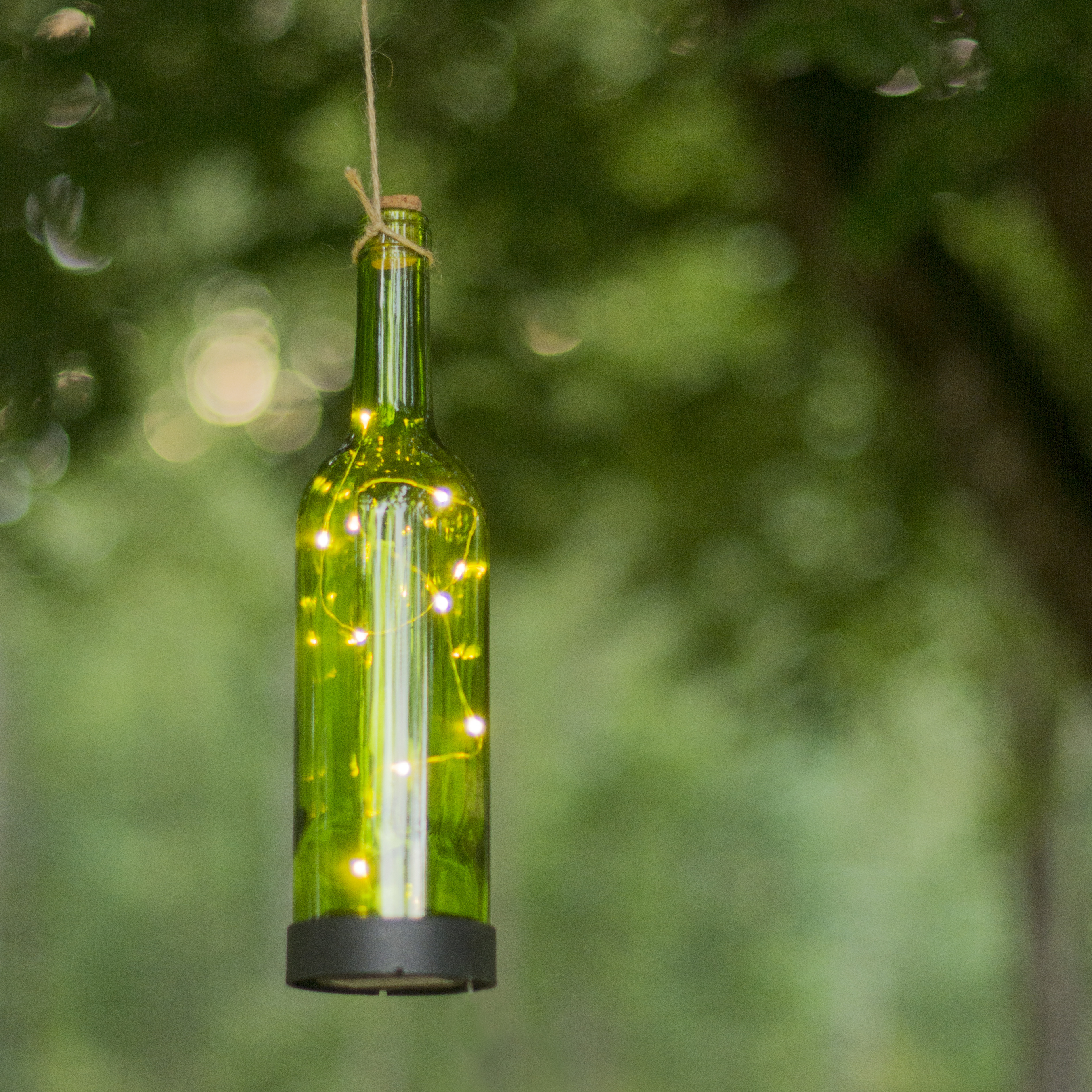Solar-powered decoration Bottle with light string - Green - 31x7.5 cm