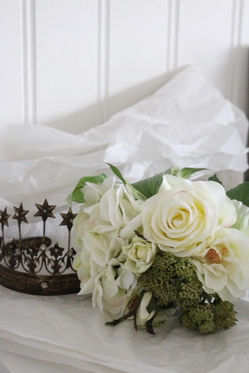 BOUQUET - WHITE FLOWER BOUQUET - 30 CM - 10