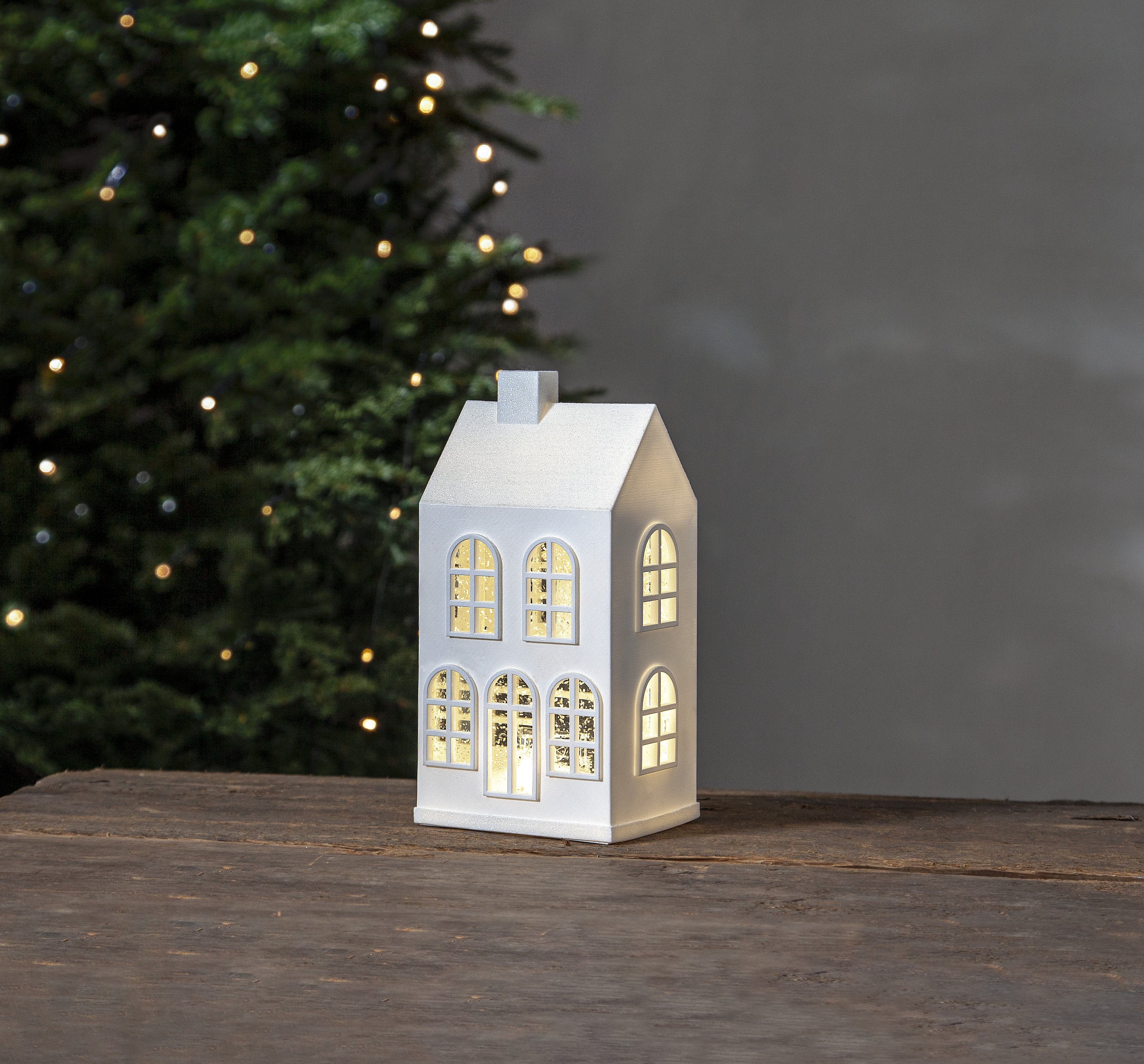 House with lighting - Battery-powered - Timer - 22.5x11 cm - 5