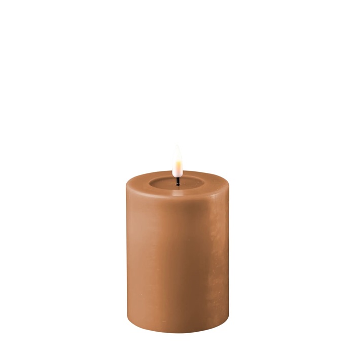 Deluxe Homeart - Blockljus - Caramel Brun - 7,5x10 cm - 6