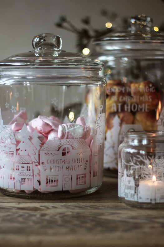 Glass jar with lid for biscuits - Biscuit jar - Glass - 18x17x19 cm