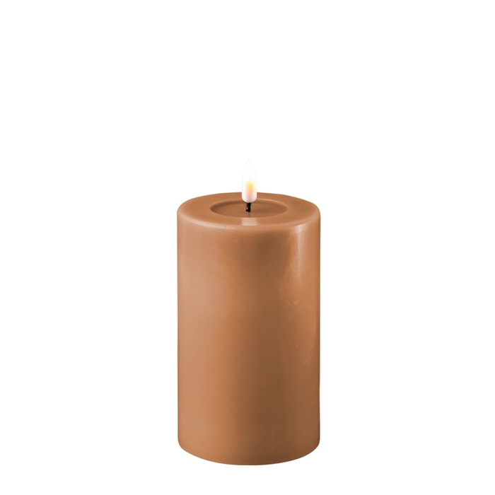 Deluxe Homeart - Block Candle - Caramel Brown - 7.5x12.5 cm - 7