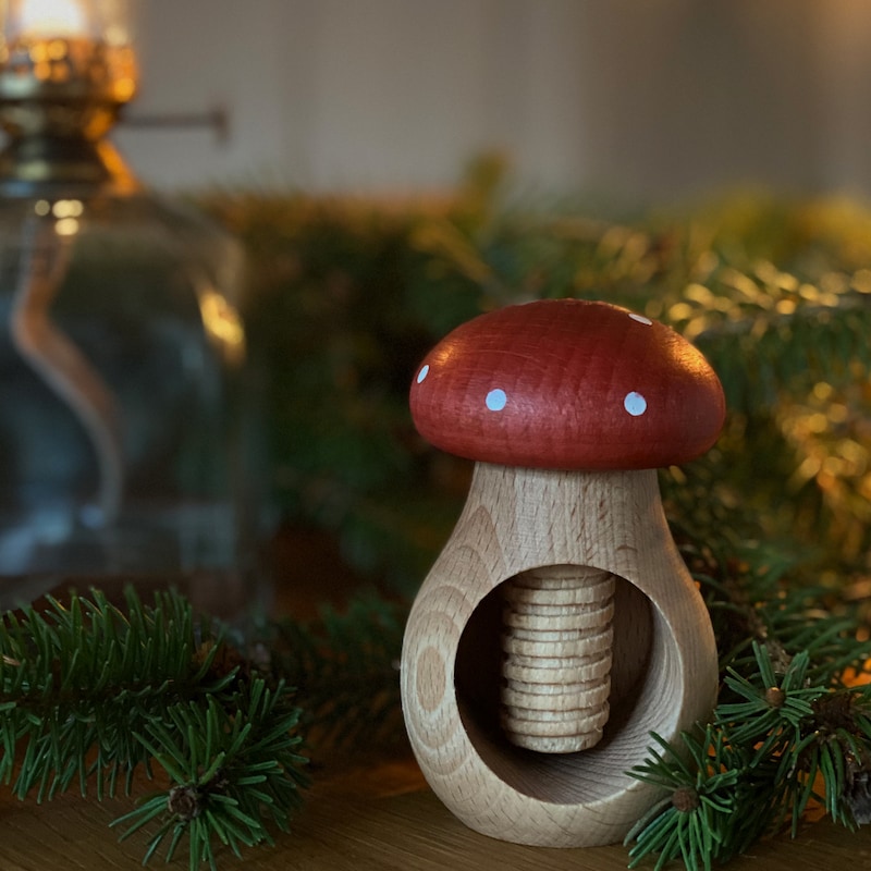 Nutcracker Toadstool - Wood - 4