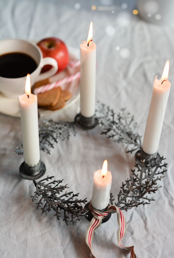CANDLESTICK WREATH GREY ZINC - 2