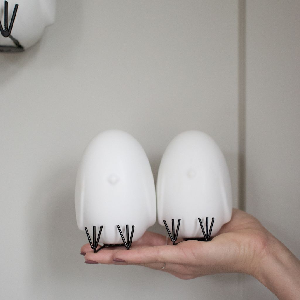 Sit Around - Sitting chicken - White - Ceramic - 10 cm - 2
