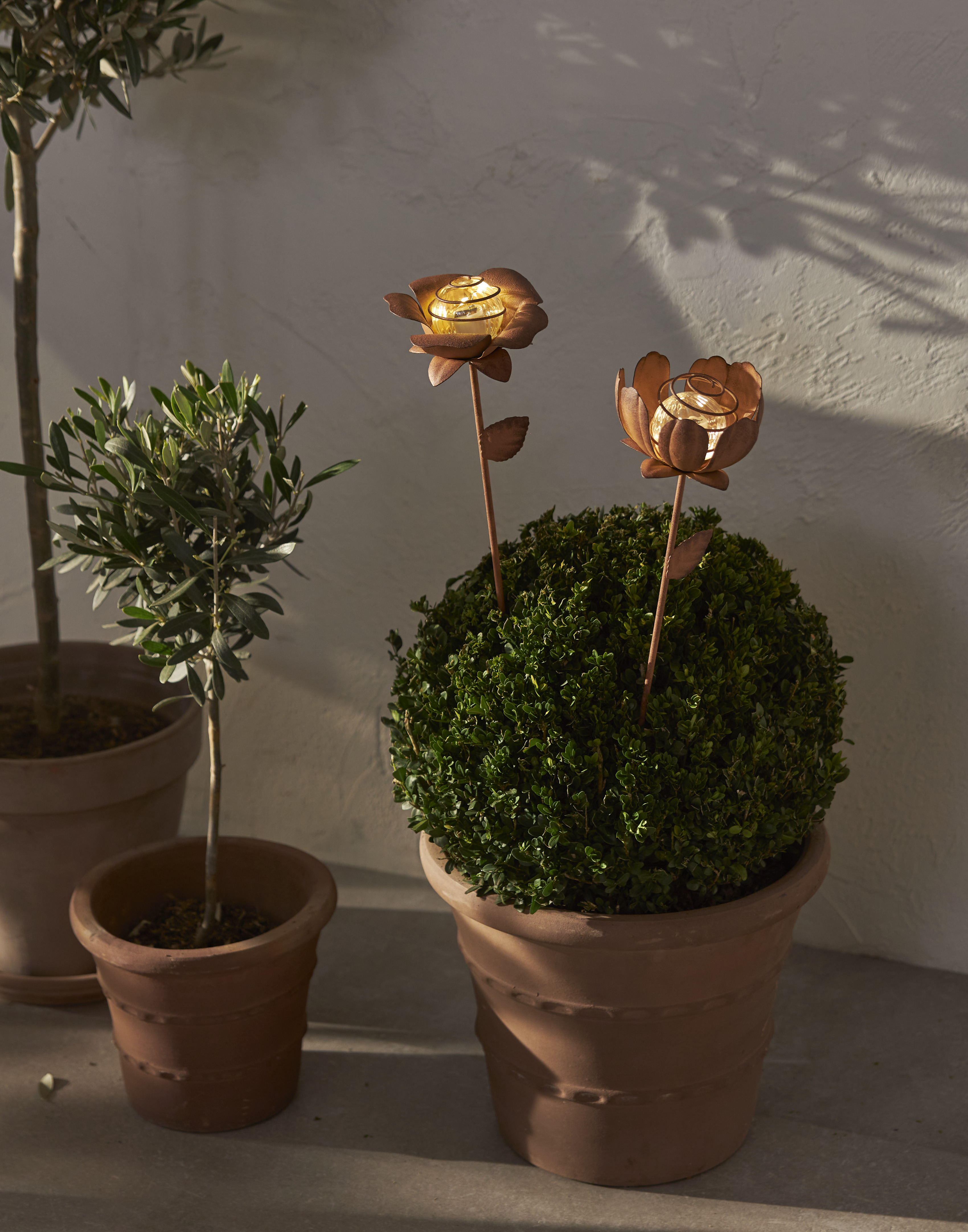 Solcellsdekoration - Solcellsbelysning - Blommor - 2-pack - 6