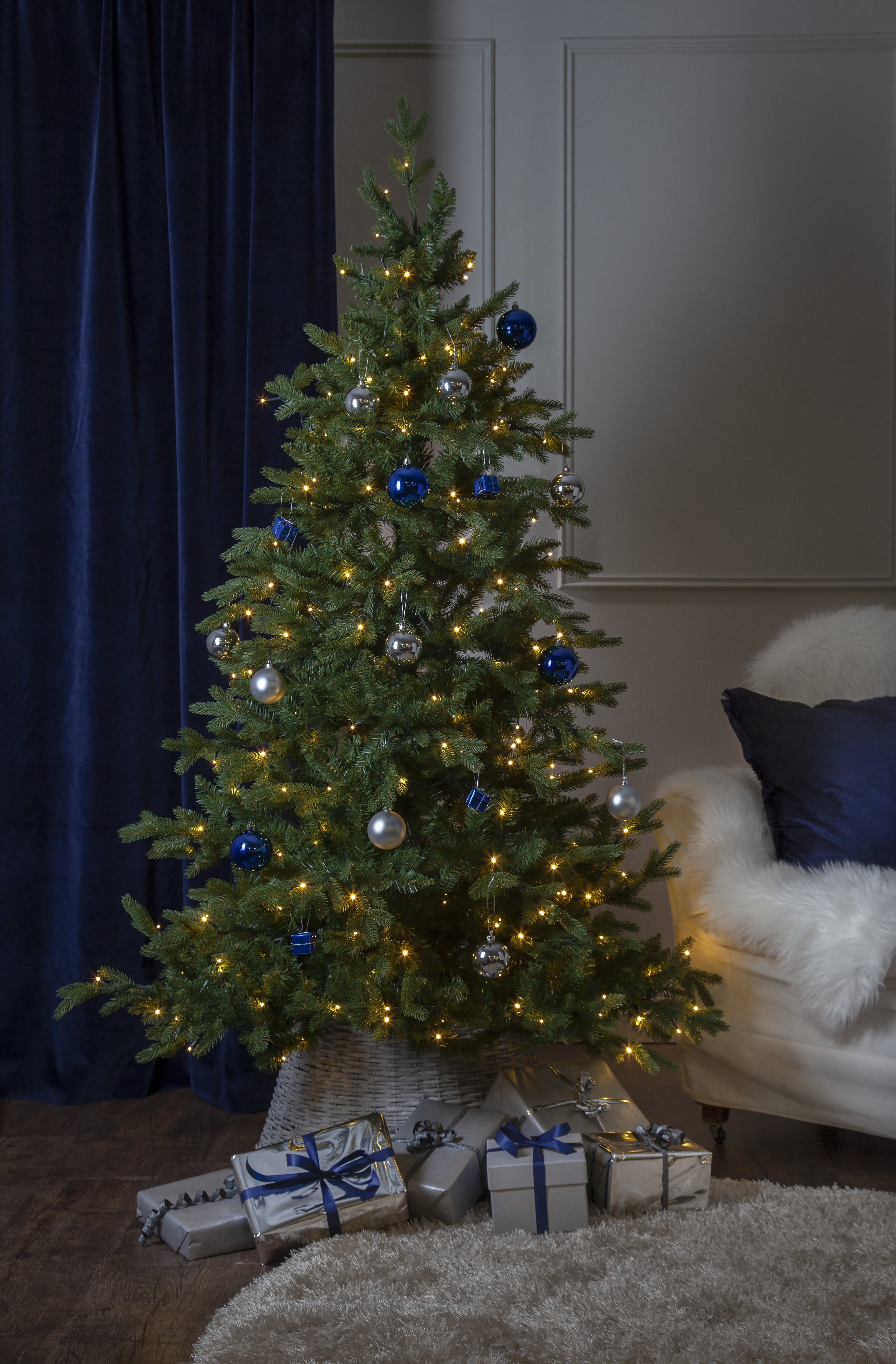 Julgran med LED Stjärnvik 180 cm - 5