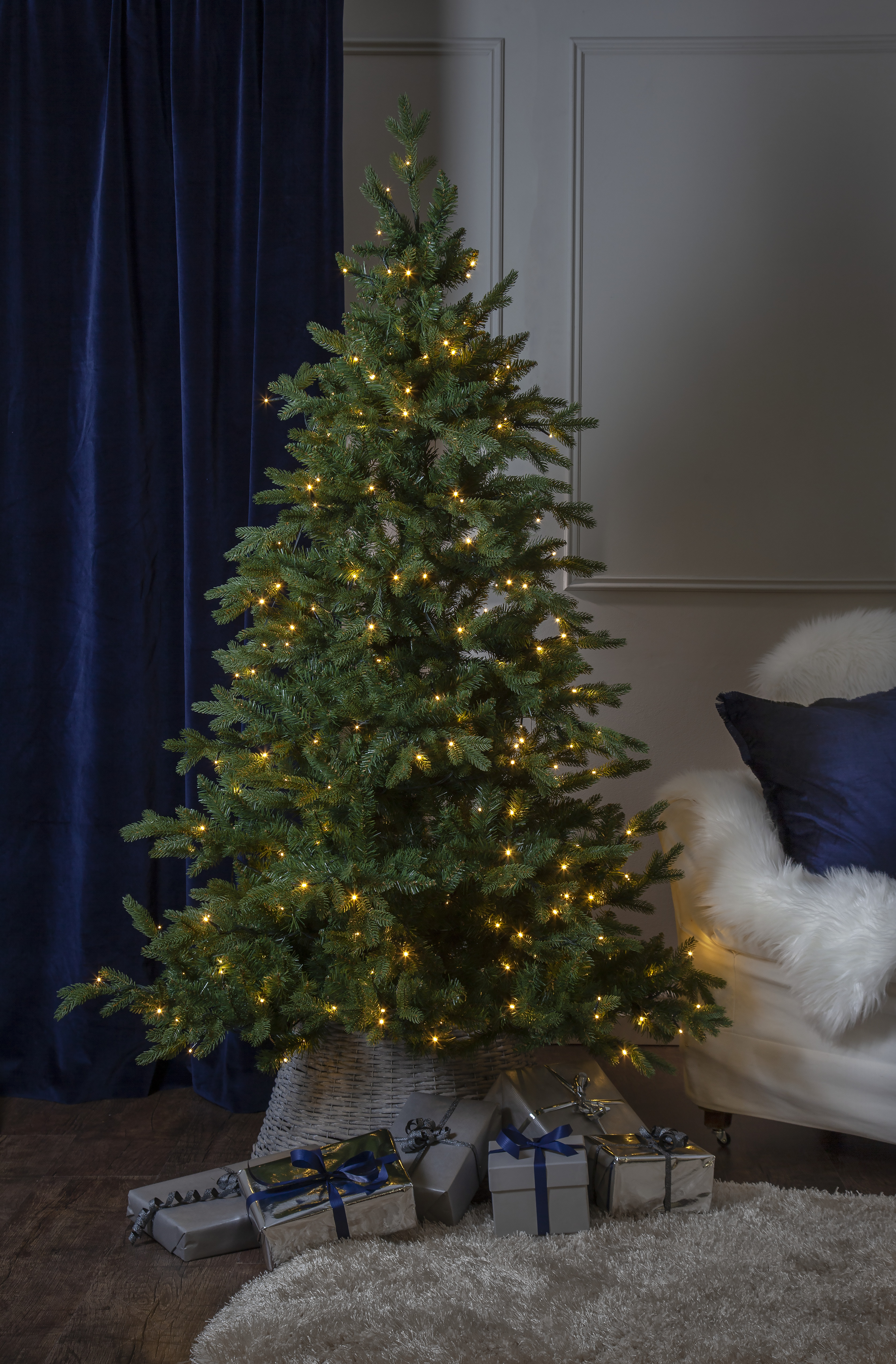 Julgran med LED Stjärnvik 180 cm - 4