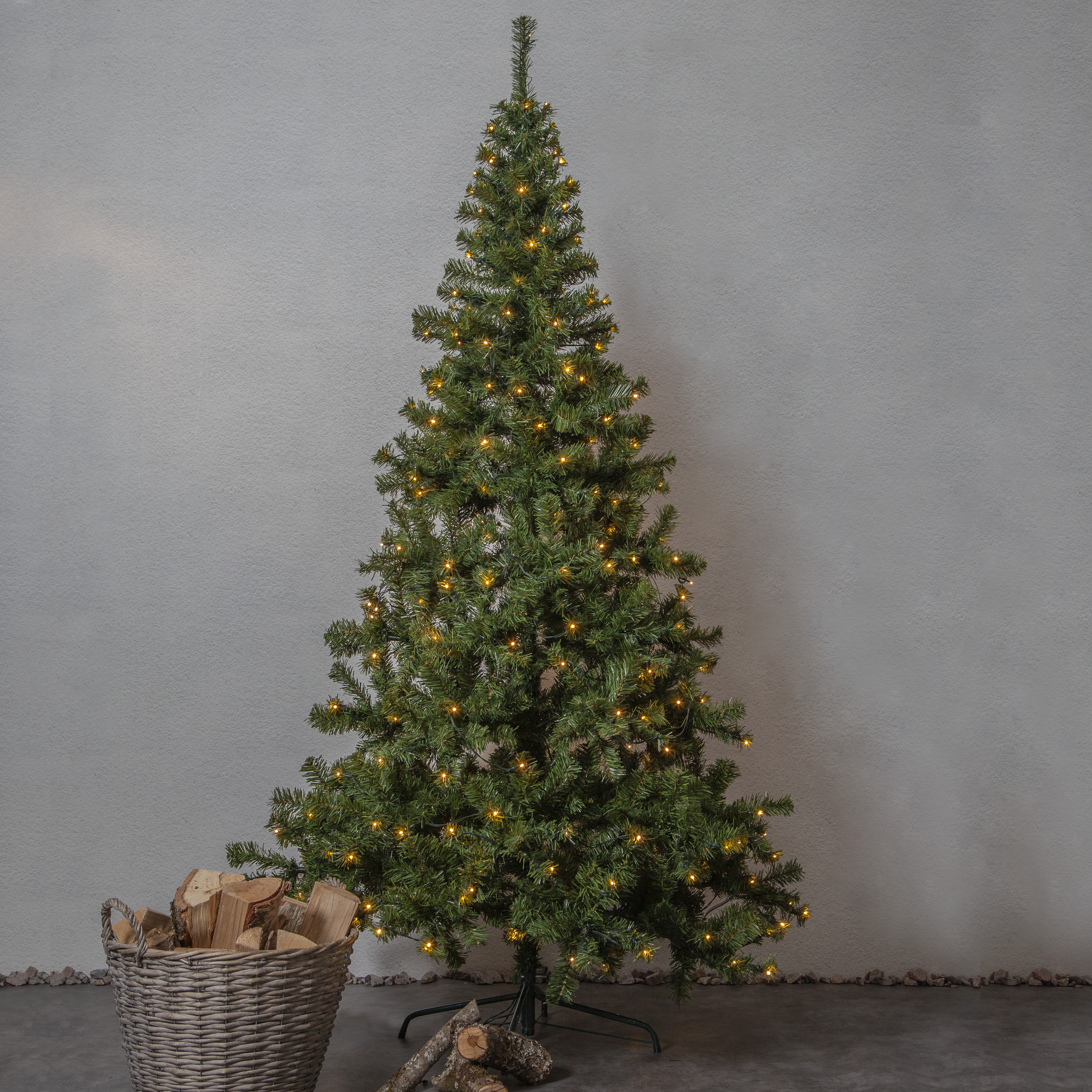 Christmas tree with LED lights, 210 cm - 2