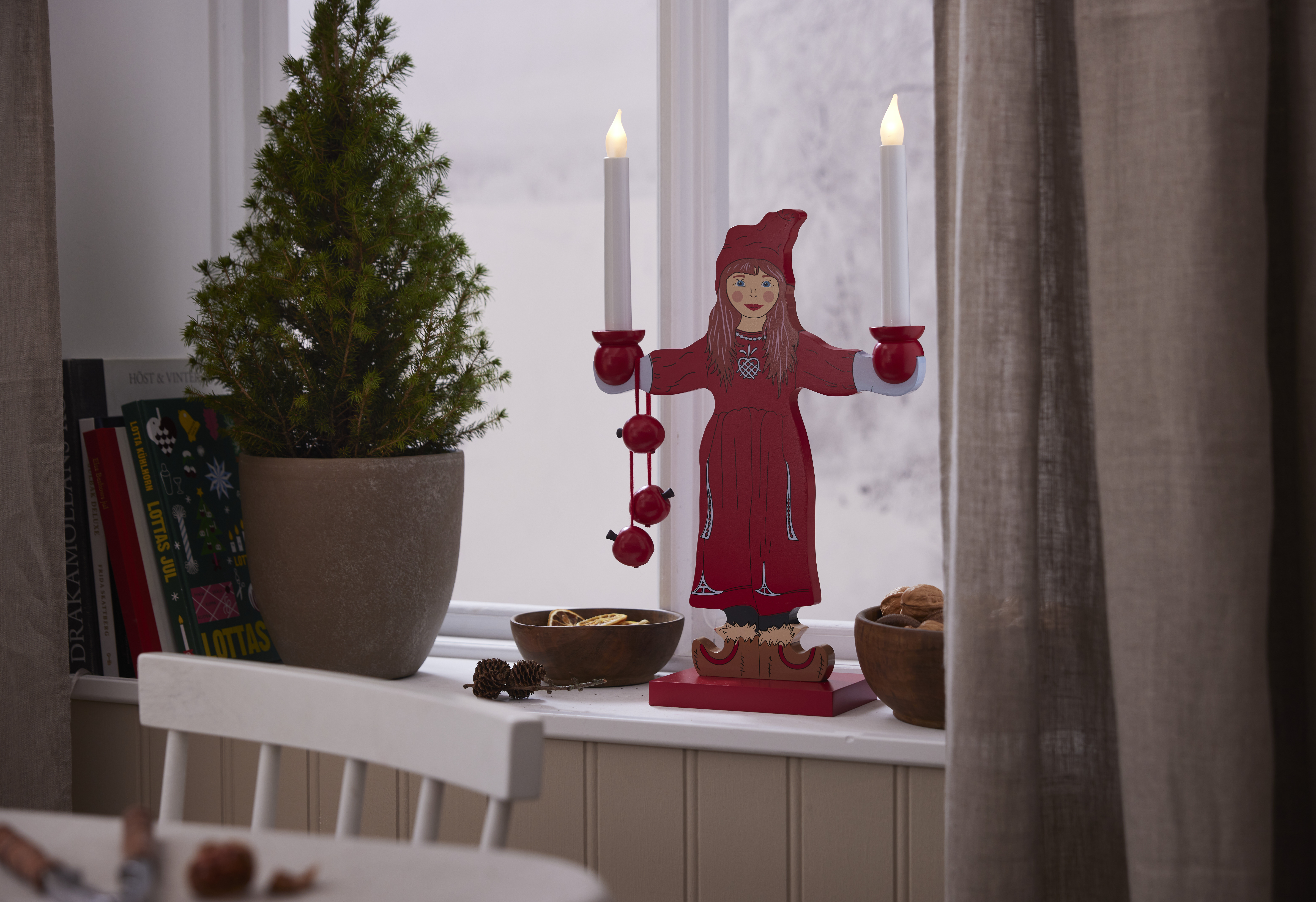 Sundborn Candle Holder - Girl - 48x30 cm - 6