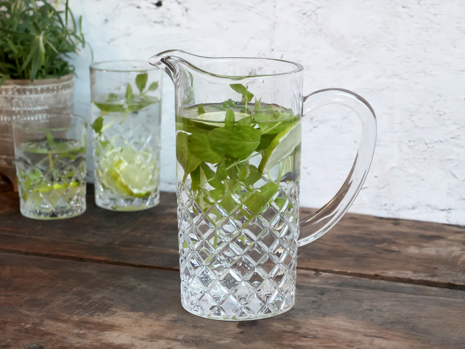 Jug – Glass jug – Decanter – H22/L20/W11 cm