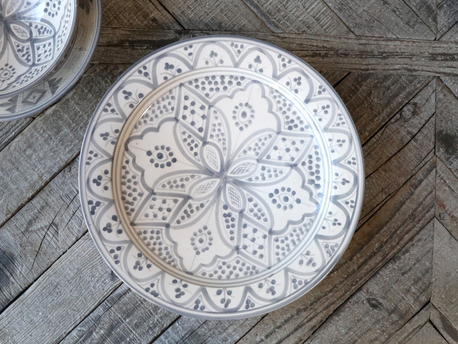 Hand-painted bowl H6/Ø25 cm