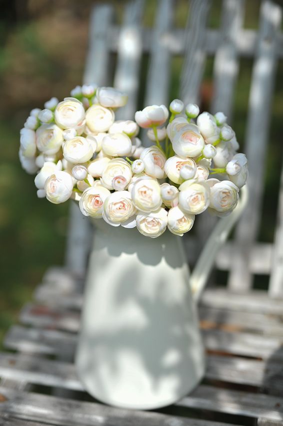 Ranunculus - Bouquet - Cream White - 27 cm