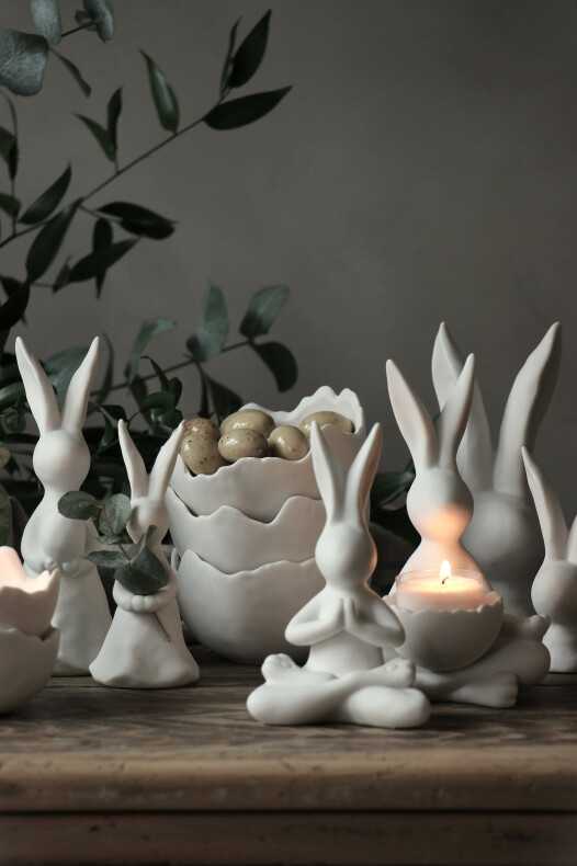 Kanin - Hare - Yoga Bunny - Påskdekoration - Vit - Keramik - 13 cm - 6