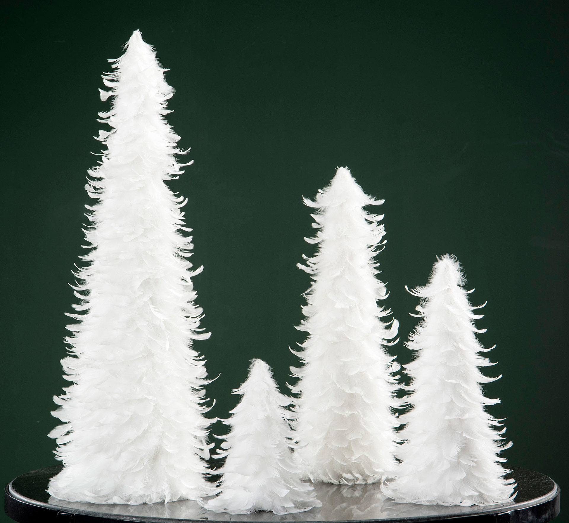 Spruce Feather White 40 cm