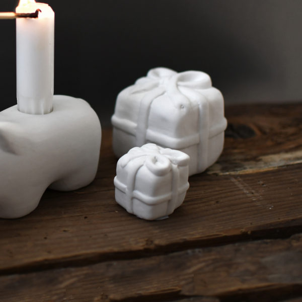 Kramsta - Paket - Julklapp - Dekoration - Keramik - 6x6 cm - 2