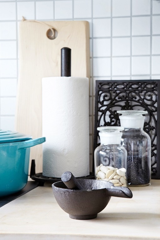 POT STAND - CAST IRON COASTER - 10