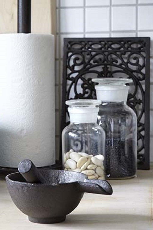 POT STAND - CAST IRON COASTER - 3