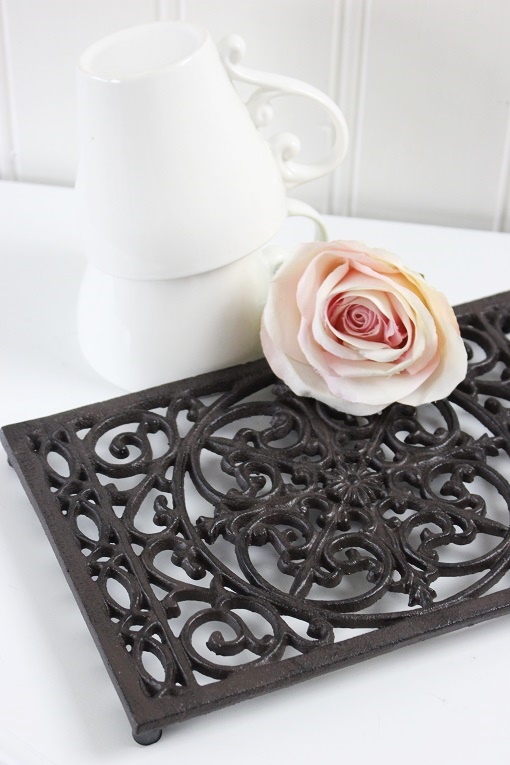 POT STAND - CAST IRON COASTER - 8