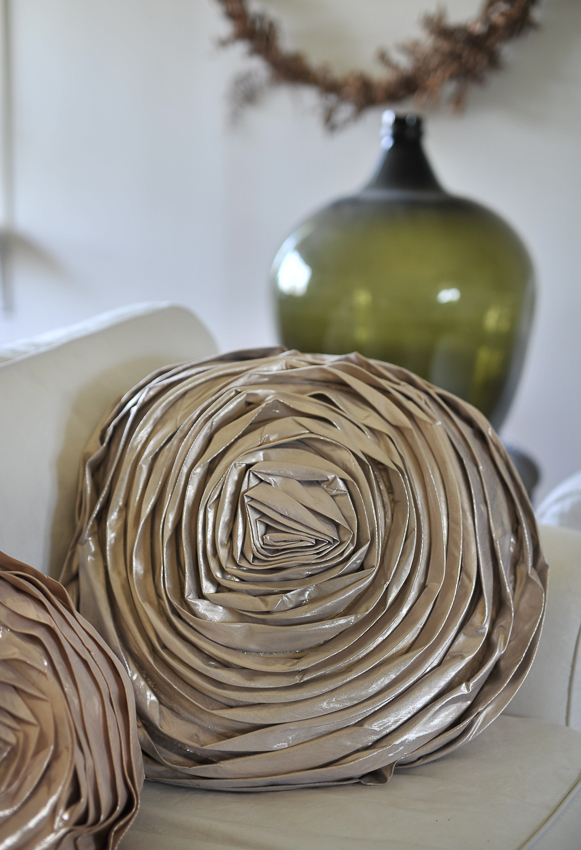 Cushion cover Rose - Cream - Ø 60 cm - 2