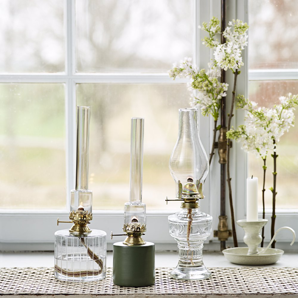 Kerosene lamp on a base - Glass - 32 cm - 3