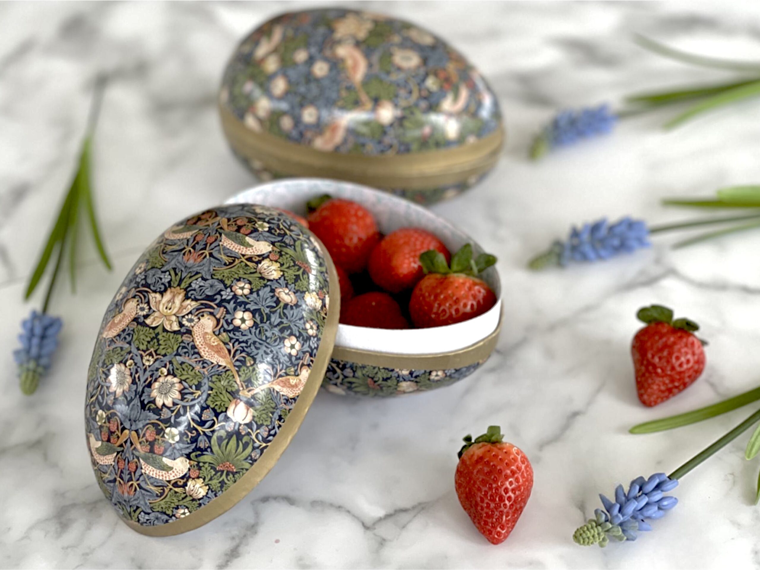 Påskägg - Ägg - Strawberry Thief Blå - William Morris - 15 cm - 3