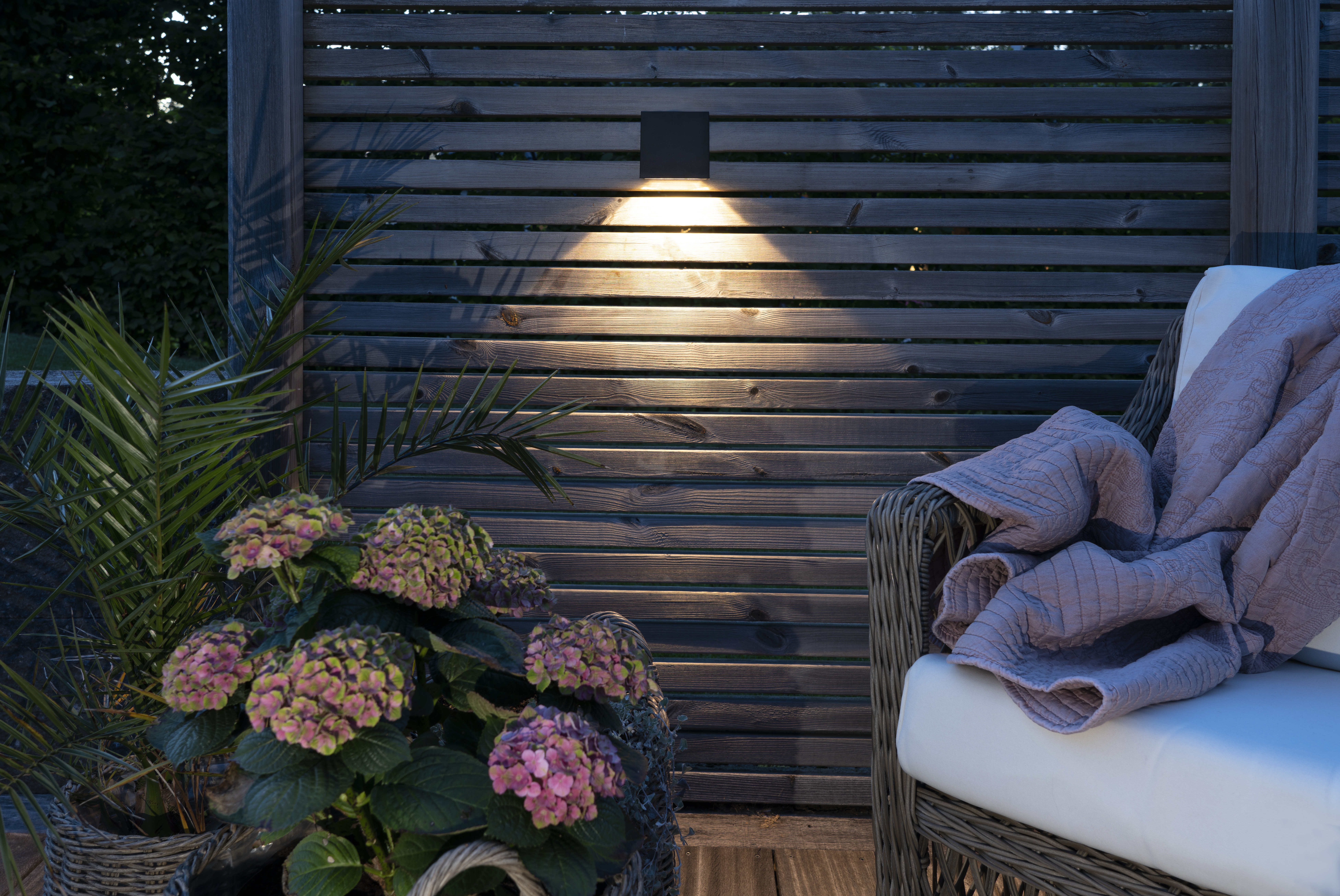 Solar cell wall lamp - Black - Wall Cube - 2